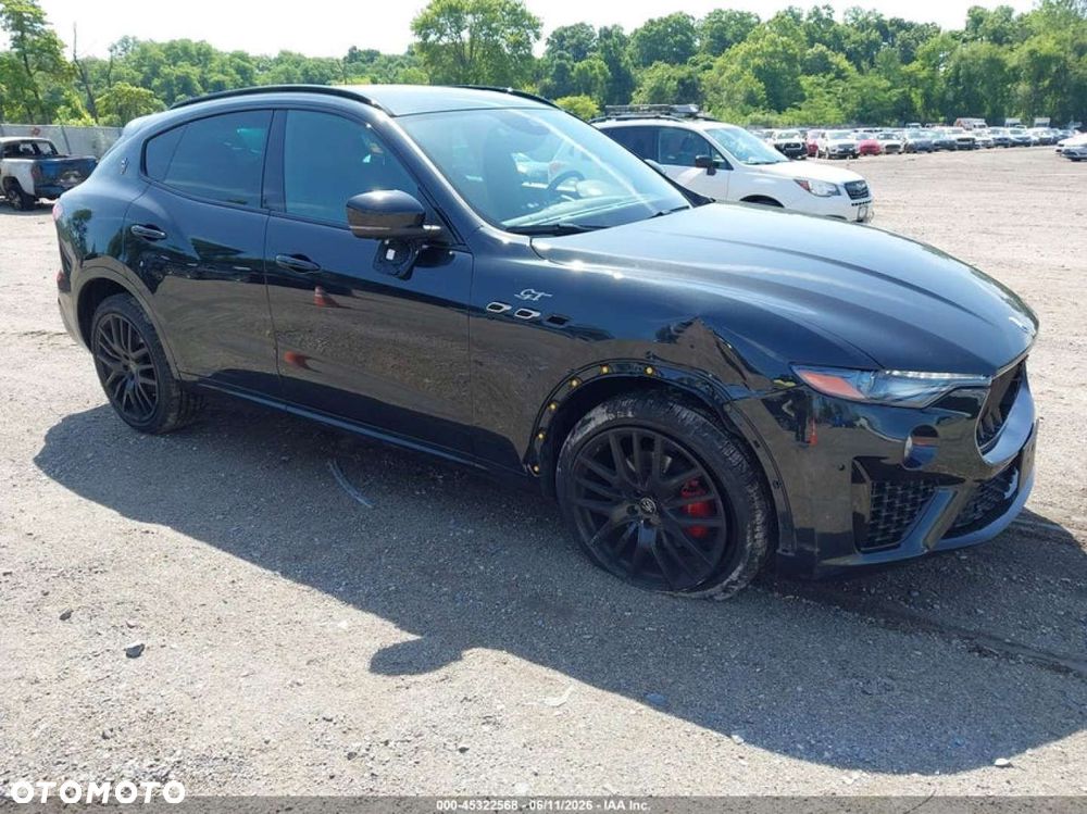 Maserati Levante - 2