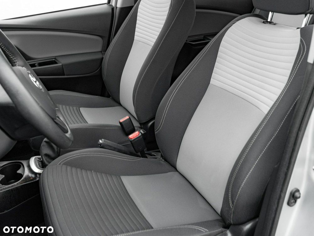 Toyota Yaris 1.5 Premium - 15