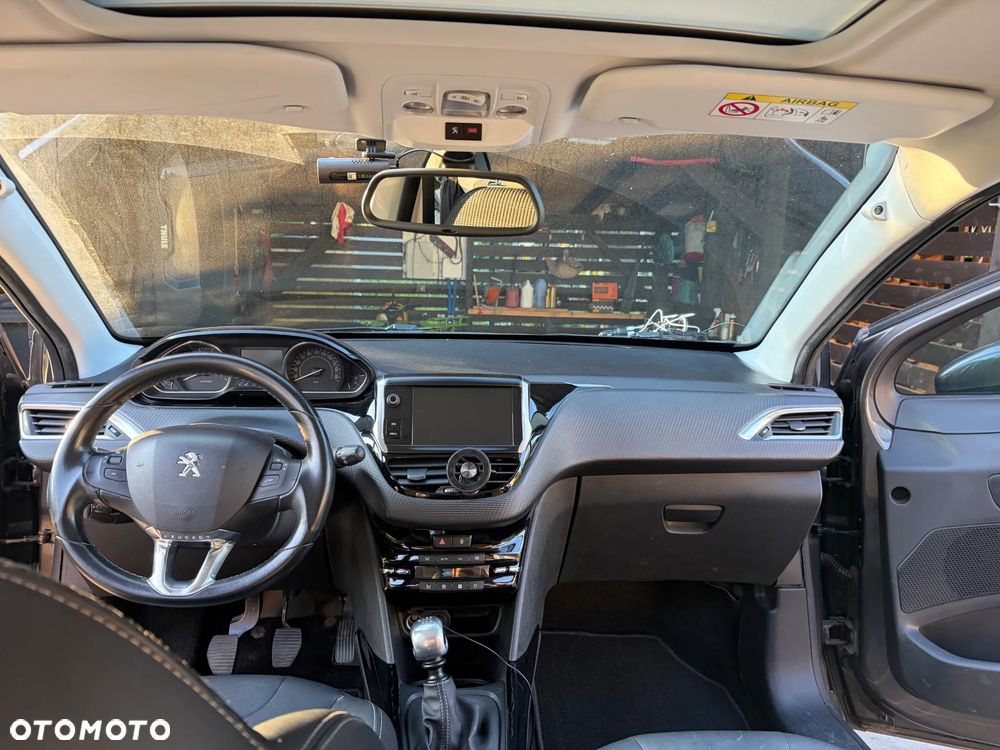 Peugeot 2008 1.2 PureTech Active S&S - 4
