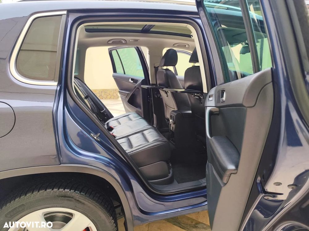Volkswagen Tiguan - 9
