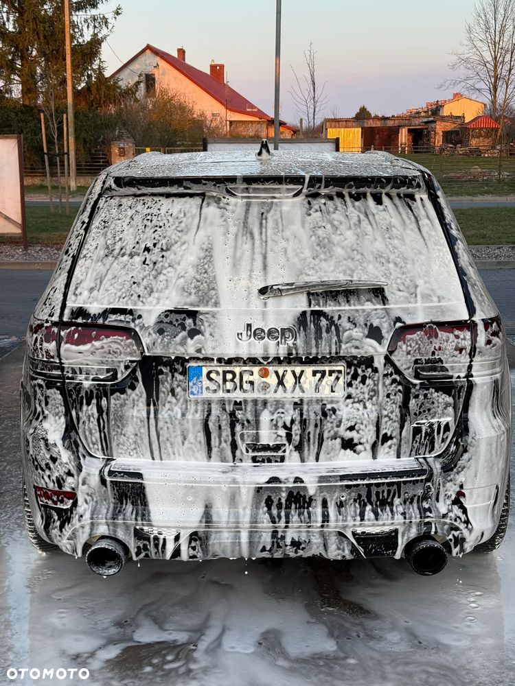 Jeep Grand Cherokee - 4