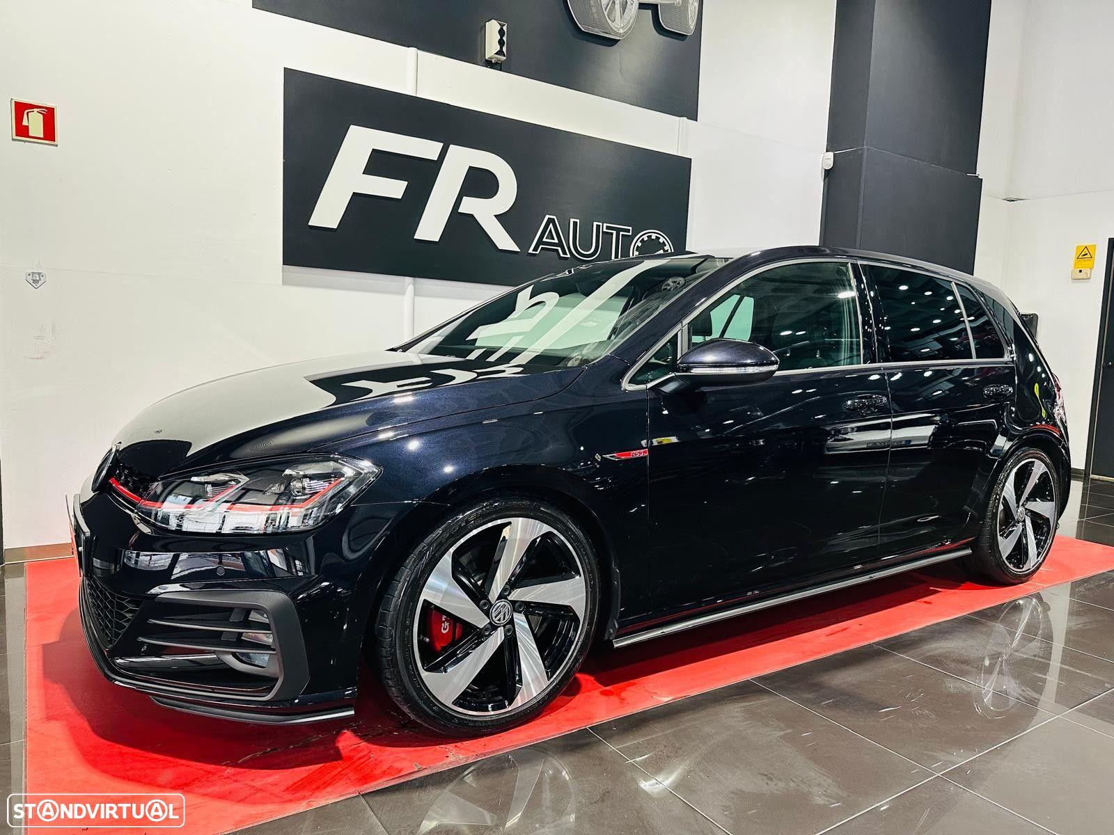 VW Golf 2.0 TSI GTI DSG - 3