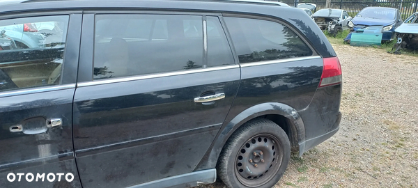 Opel Vectra C combi 1.9 Cdti 07r lift Z20R drzwi lewe tylne kompletne