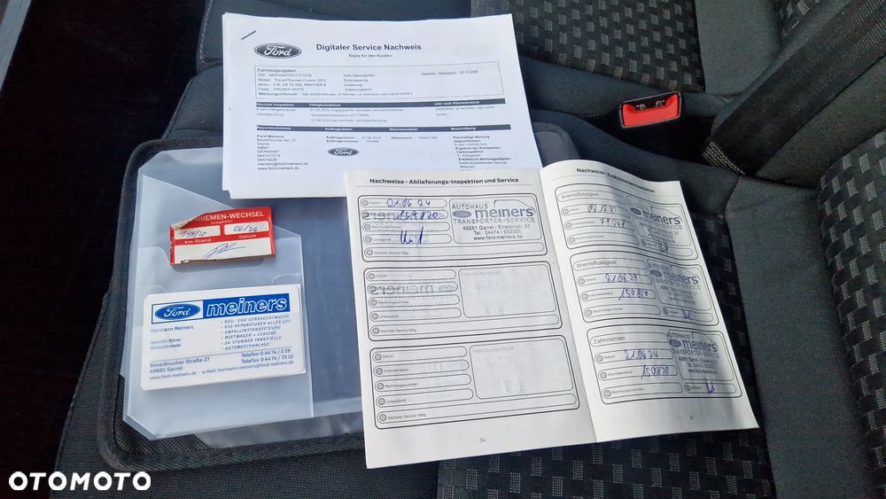 Ford TRANSIT CUSTOM - 36