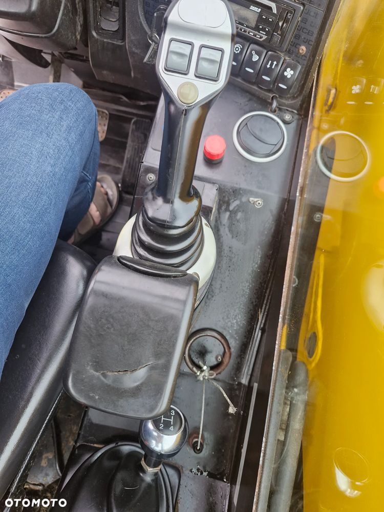 JCB 526-56 agri - 8