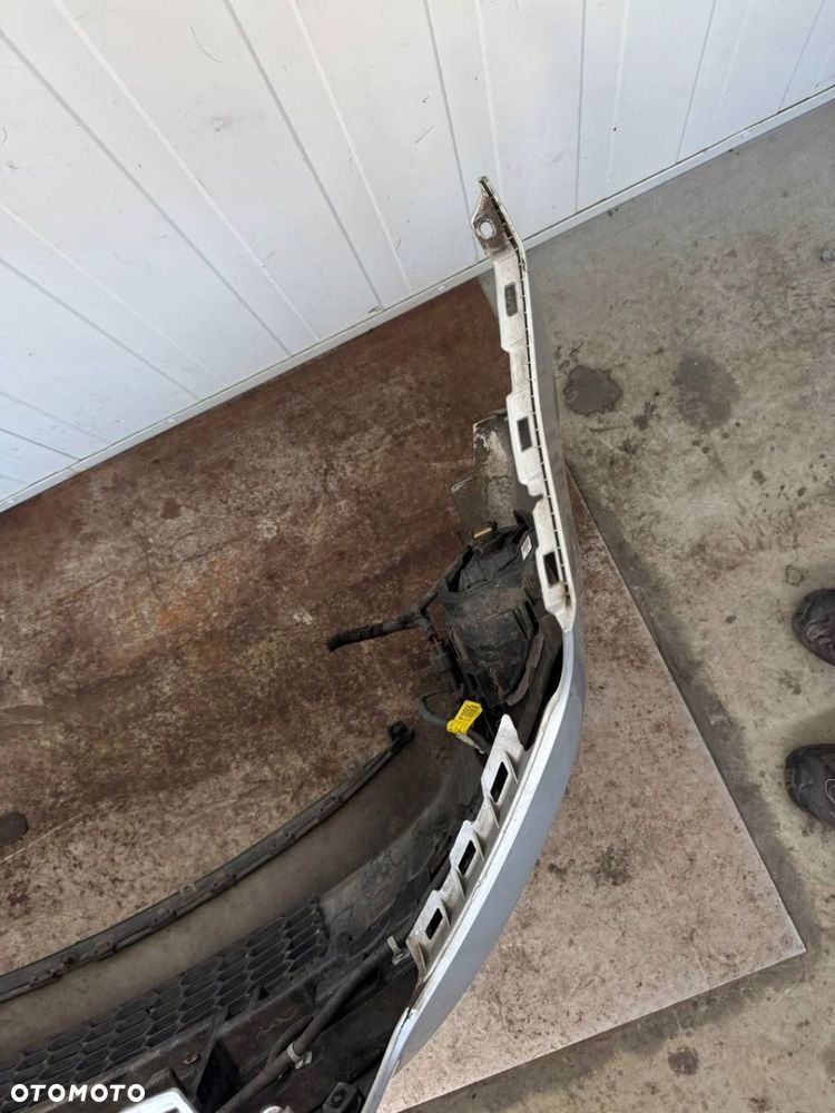 KIA Carens IV 2013-2016 Zderzak przód przedni 4xPDC 3D - 15