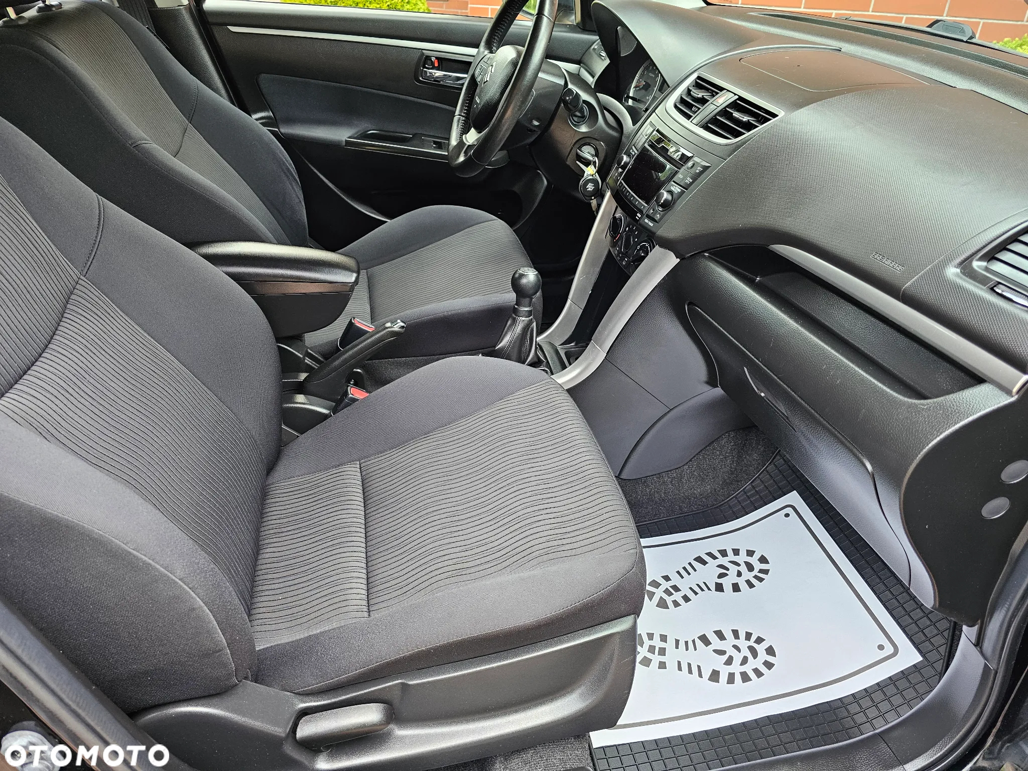 Suzuki Swift 1.2 4x4 Club - 32