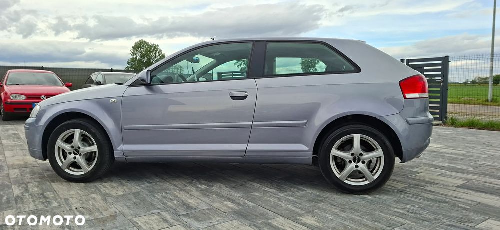 Audi A3 3-drzwiowe 1.6 Ambiente - 3