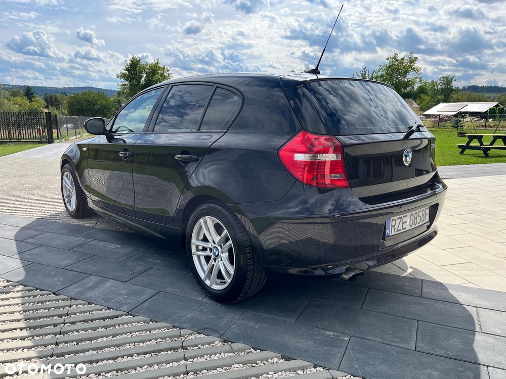 BMW Seria 1 116d - 6