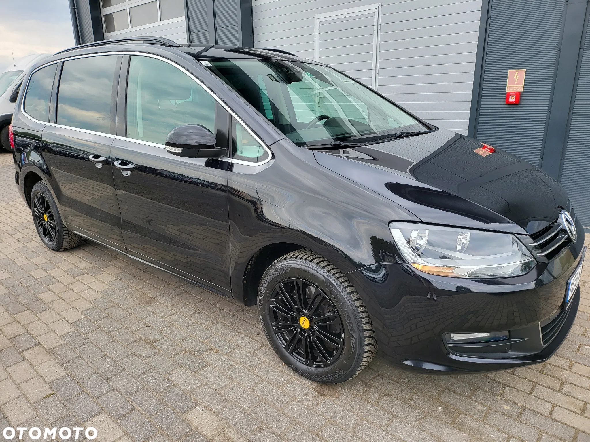 Volkswagen Sharan 2.0 TDI Comfortline - 35