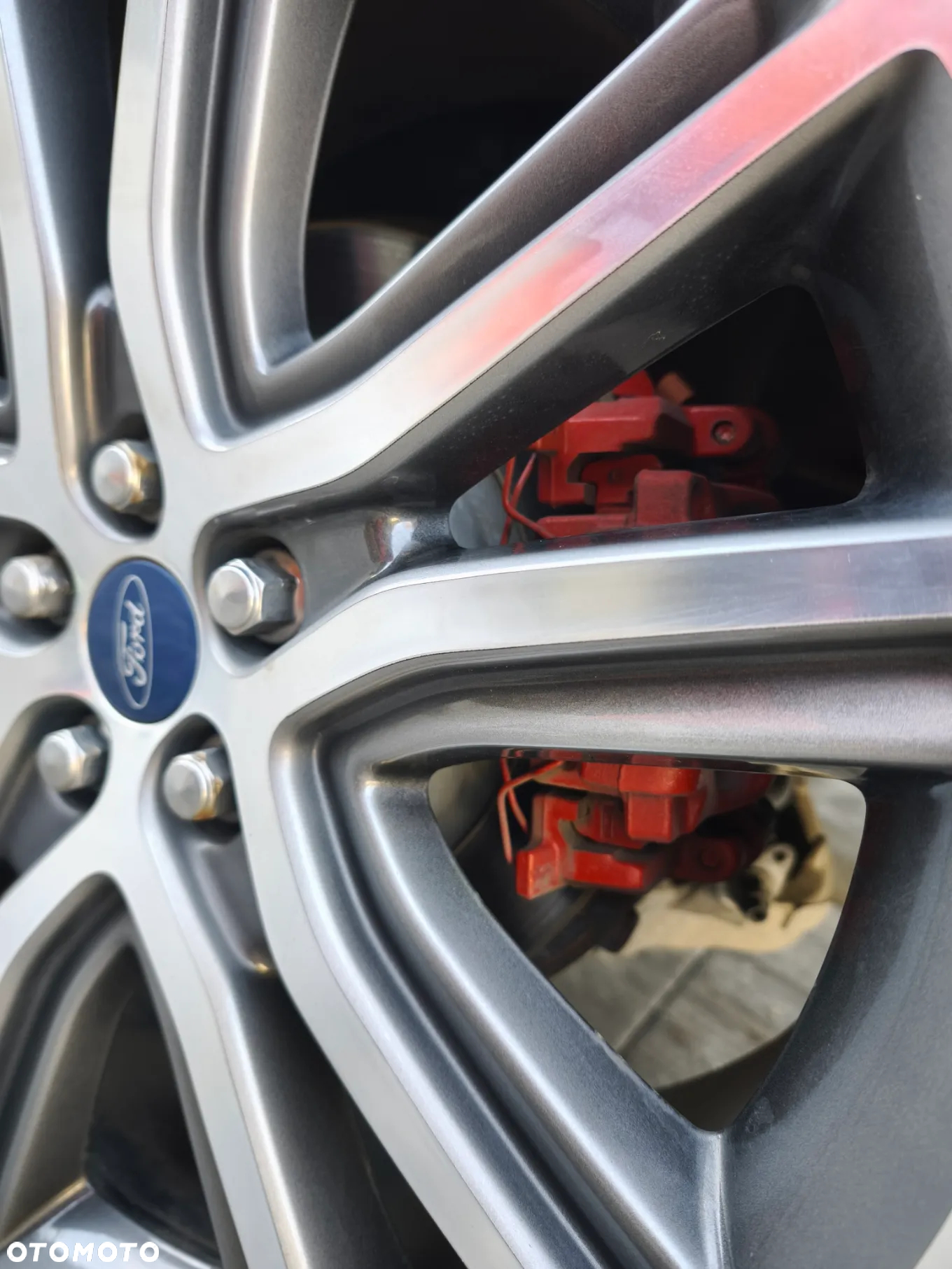 Ford Edge - 8