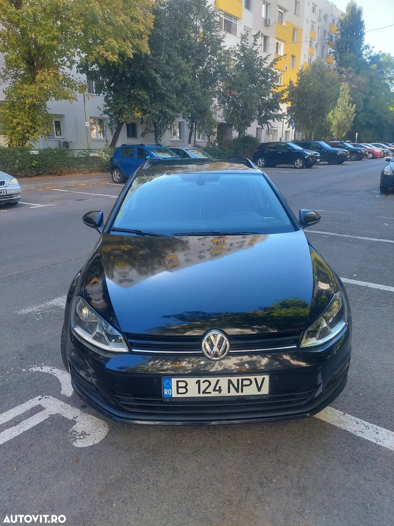 Volkswagen Golf 1.6 TDI DPF BlueMotion Technology Comfortline - 1