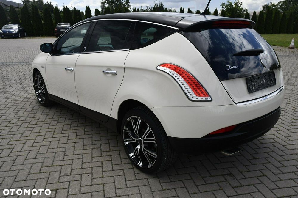 Lancia Delta - 11