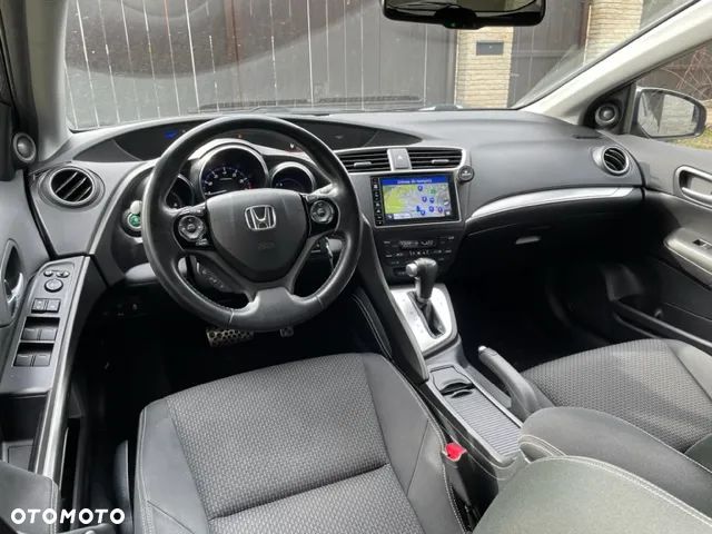 Honda Civic 1.8 Lifestyle (Honda Connect+) - 7