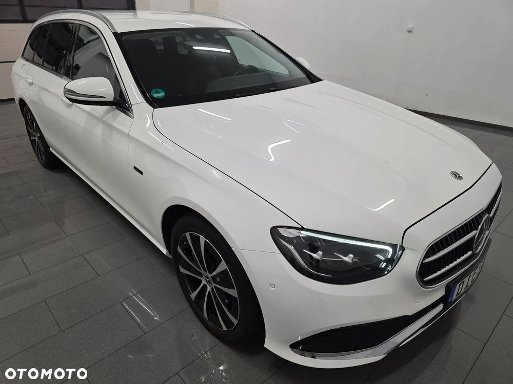 Mercedes-Benz Klasa E 300 de 4-Matic Exclusive - 33
