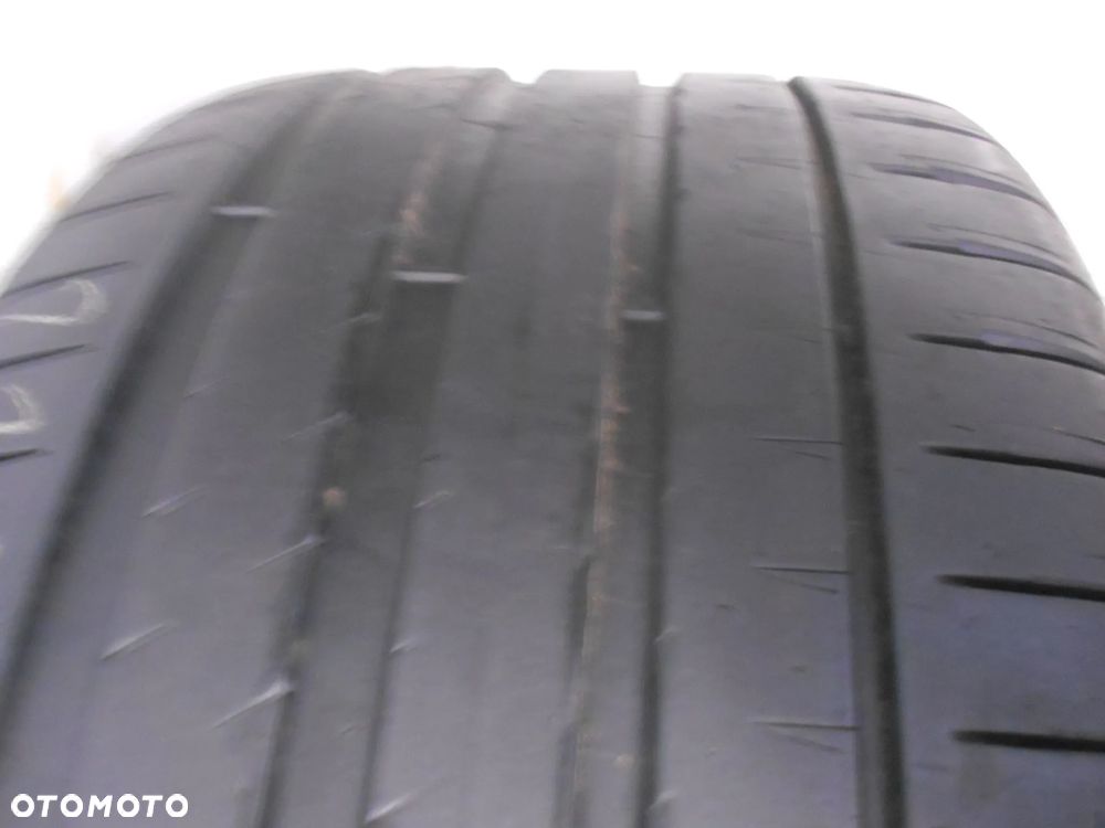 OPONA POJEDYNKA 275/35R22 MICHELIN PILOT SPORT EV MO1 DOT 0723 5.9MM - 2