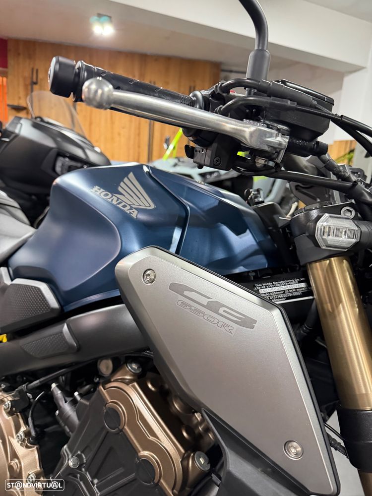 Honda CB 650R - 7