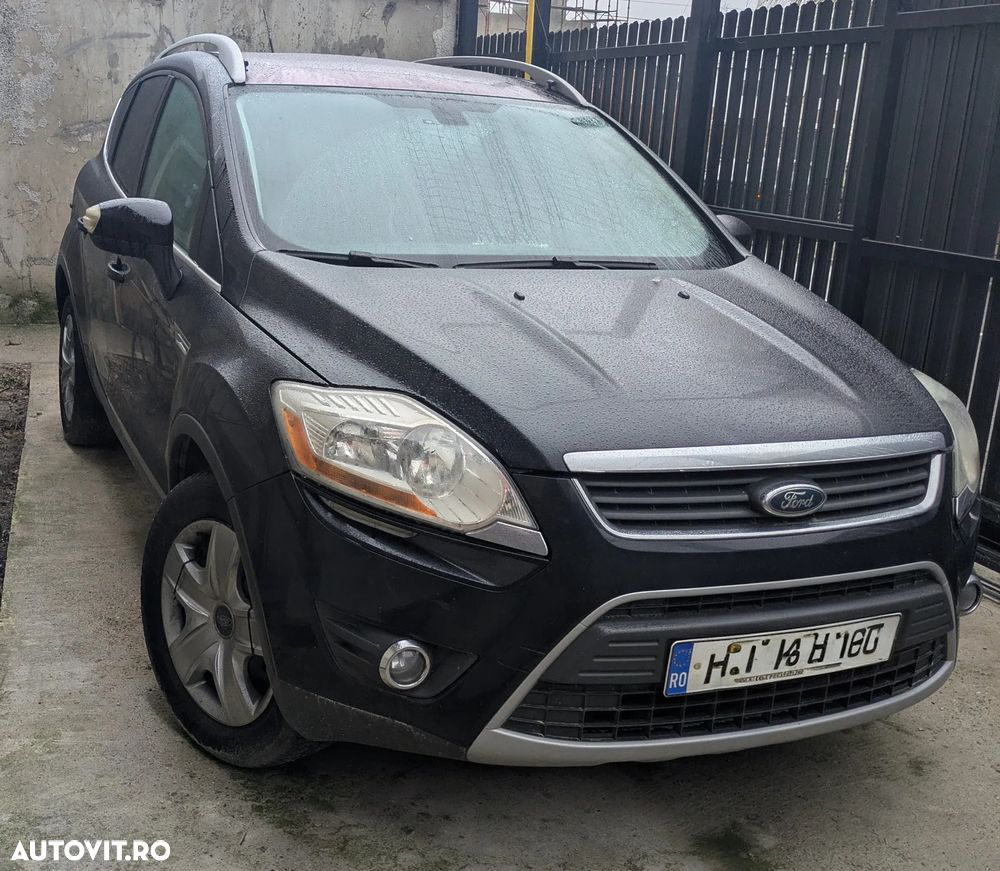Ford Kuga 2.0 TDCi 4WD Powershift Titanium - 4
