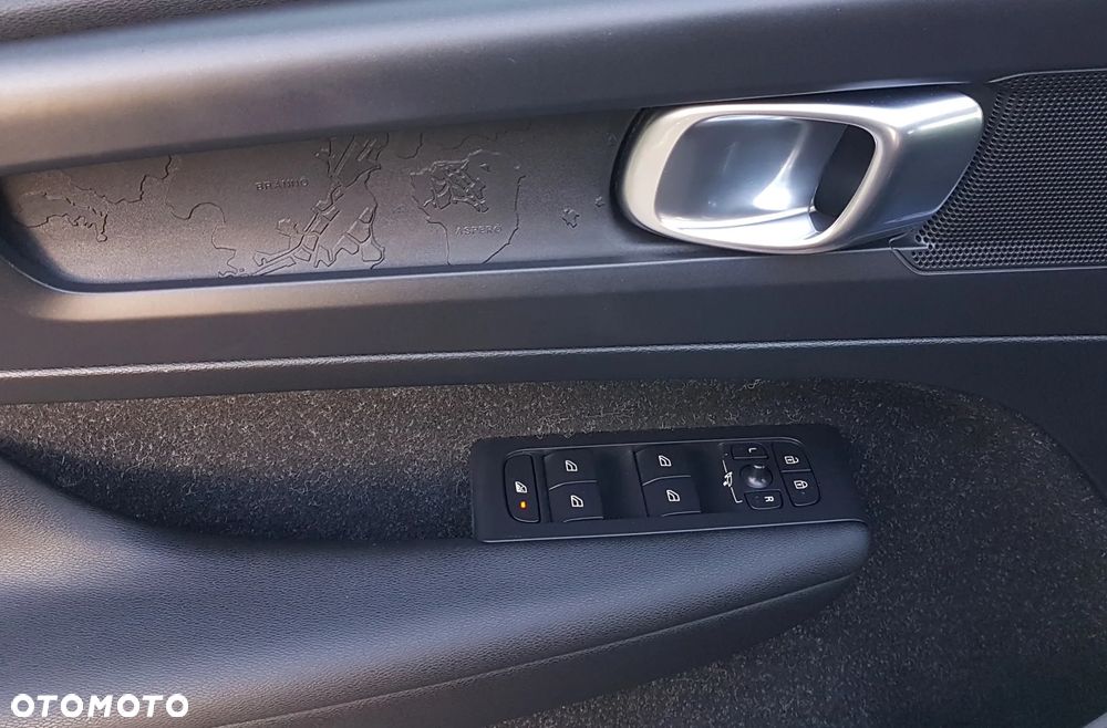 Volvo XC 40 D3 Momentum - 28