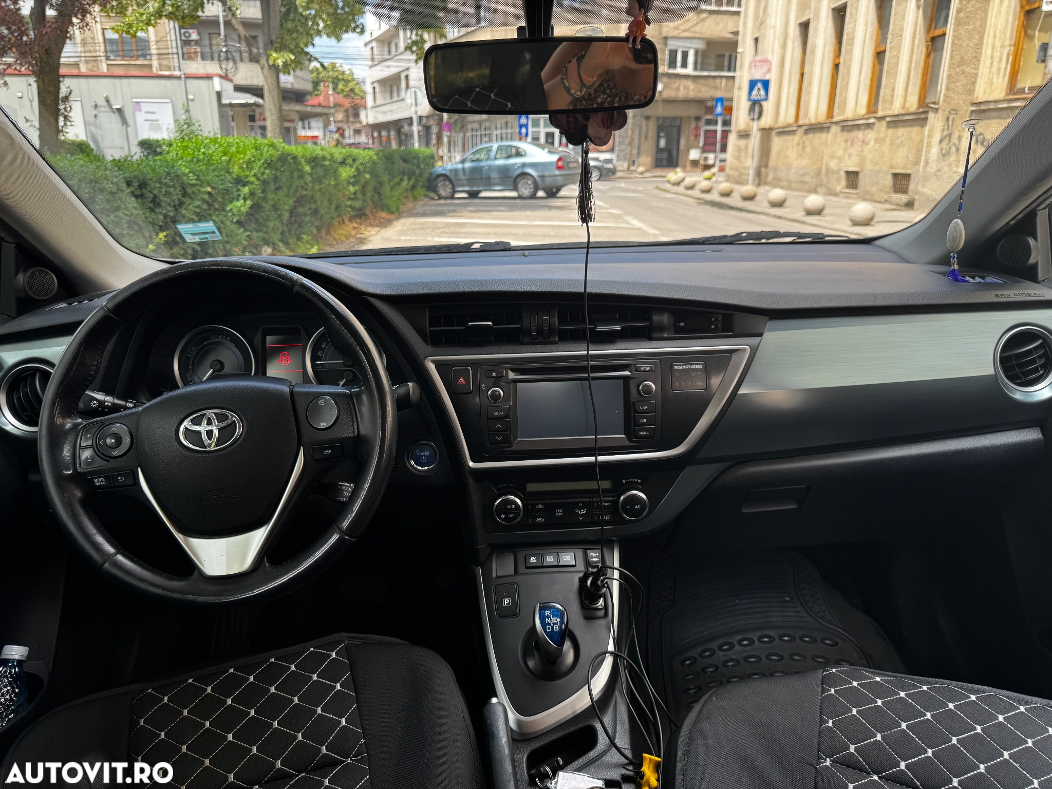 Toyota Auris - 8