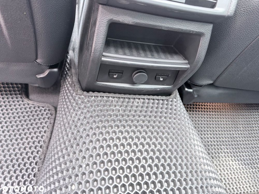 BMW X3 xDrive28i xLine - 34