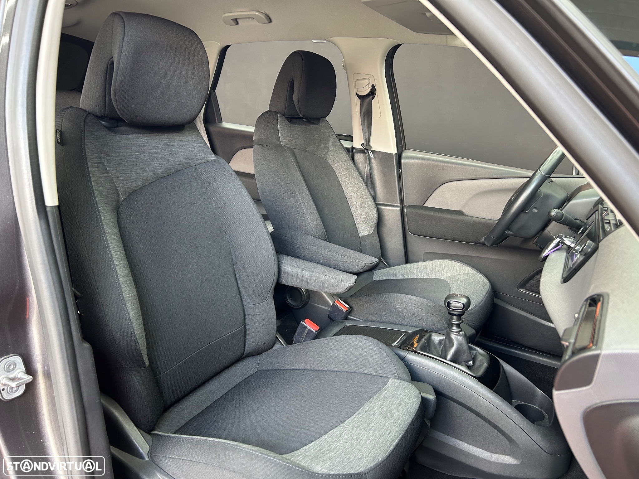 Citroën C4 Spacetourer BlueHDi 120 Stop&Start SELECTION - 11