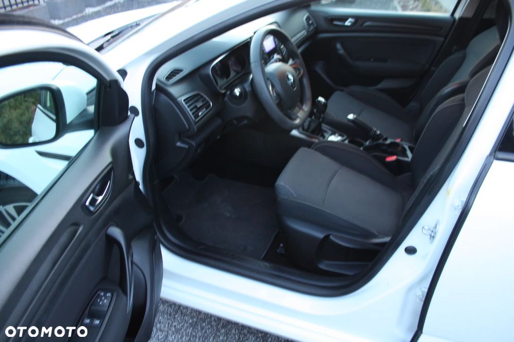 Renault Megane ENERGY TCe 100 LIMITED - 12