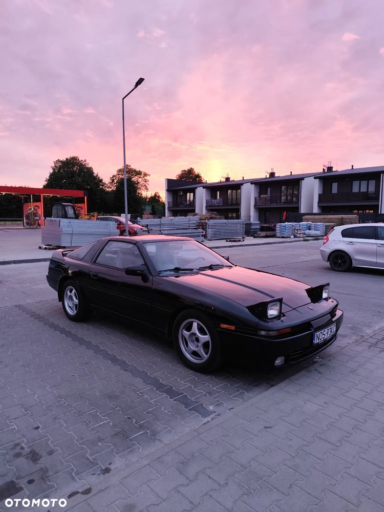 Toyota Supra 3.0 Turbo - 5