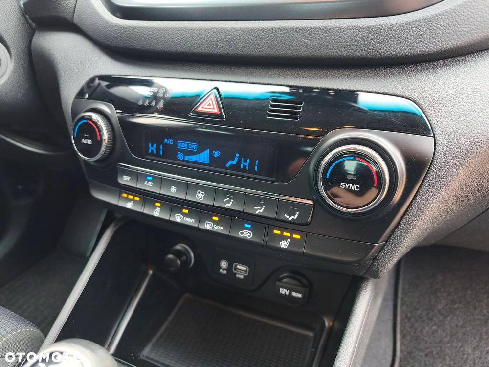 Hyundai Tucson blue 1.6 GDi 2WD Navi - 15