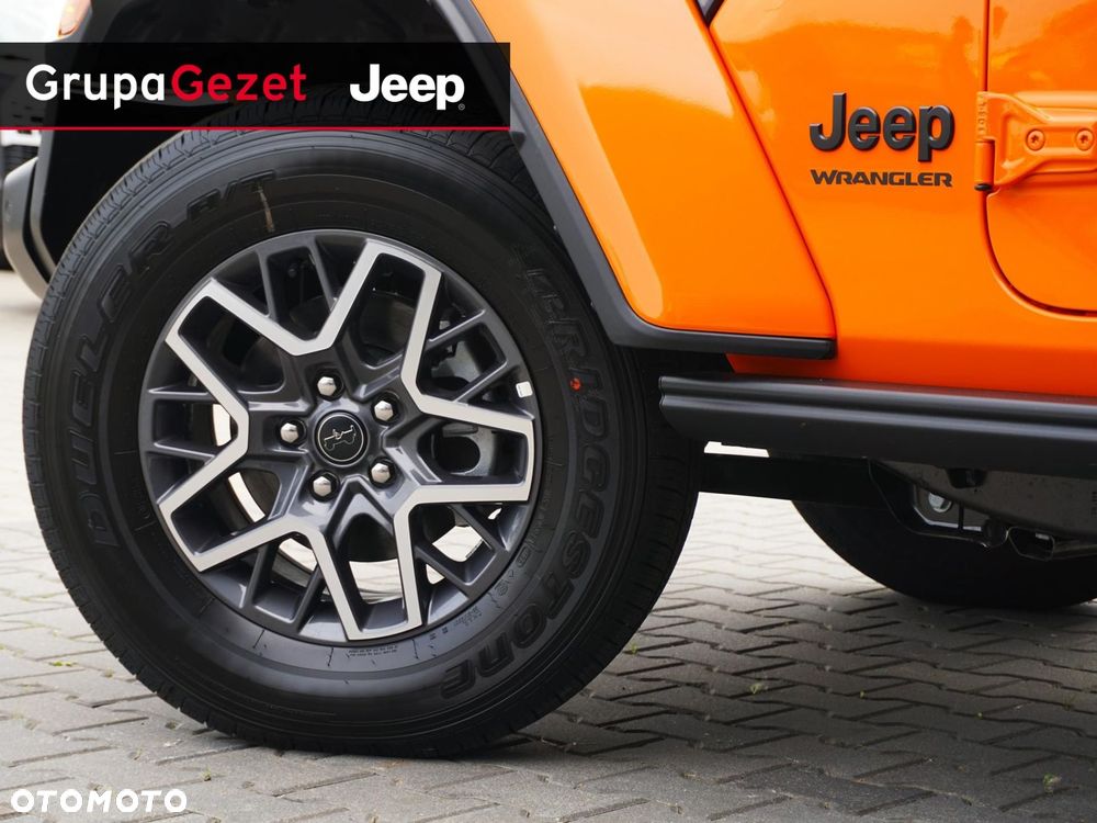 Jeep Wrangler - 19