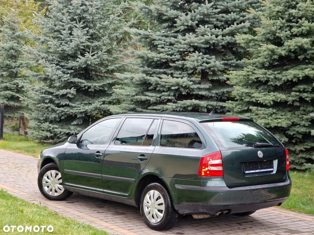Skoda Octavia 1.8 T FSI Ambiente - 9