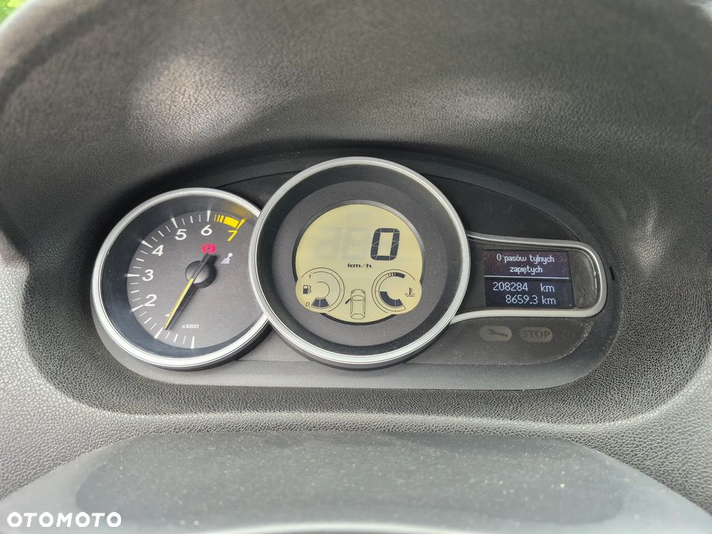 Renault Megane 1.6 16V 100 Expression - 14