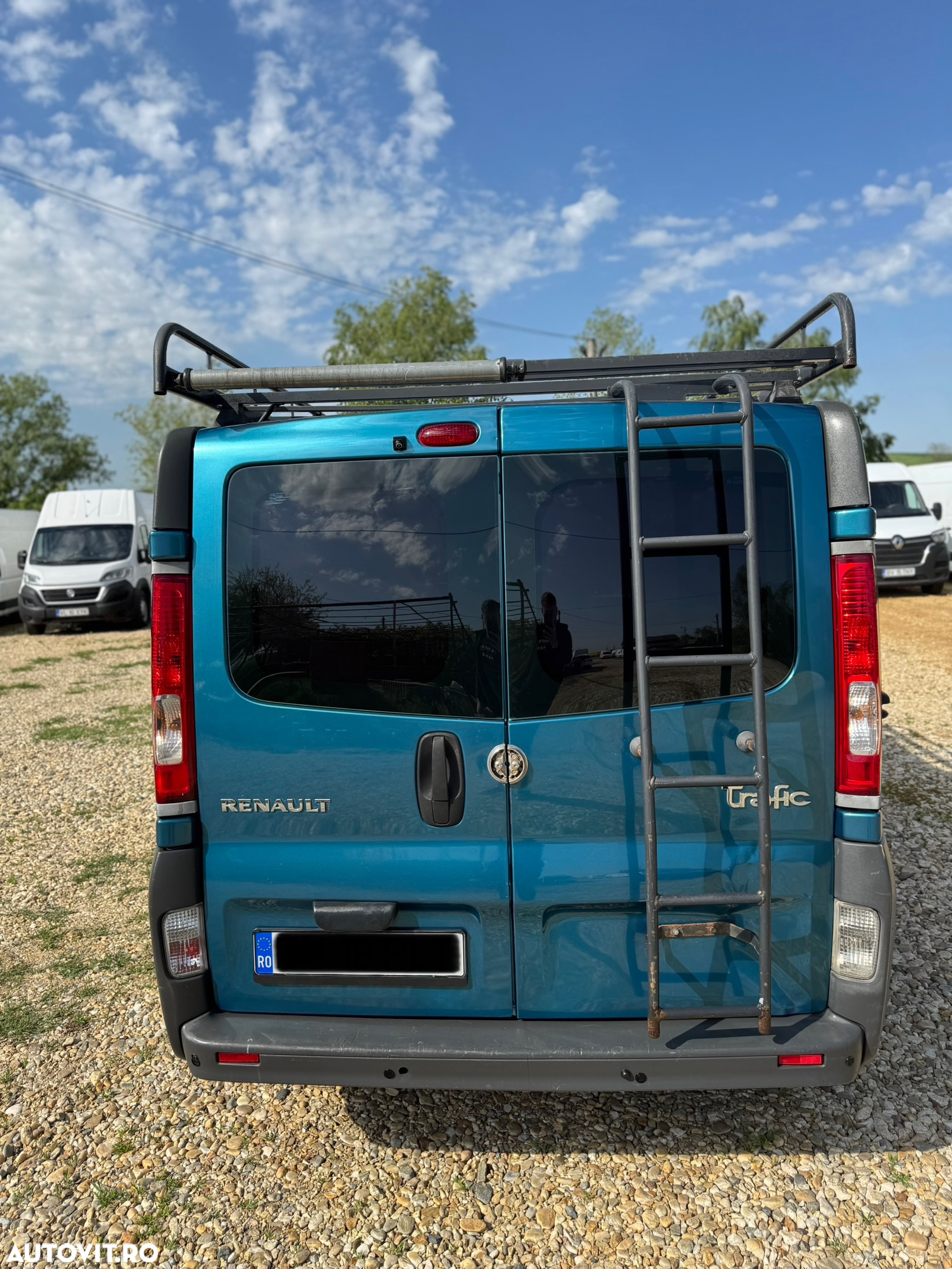 Renault Trafic 2.0 dCi 115 L1H1 - 9