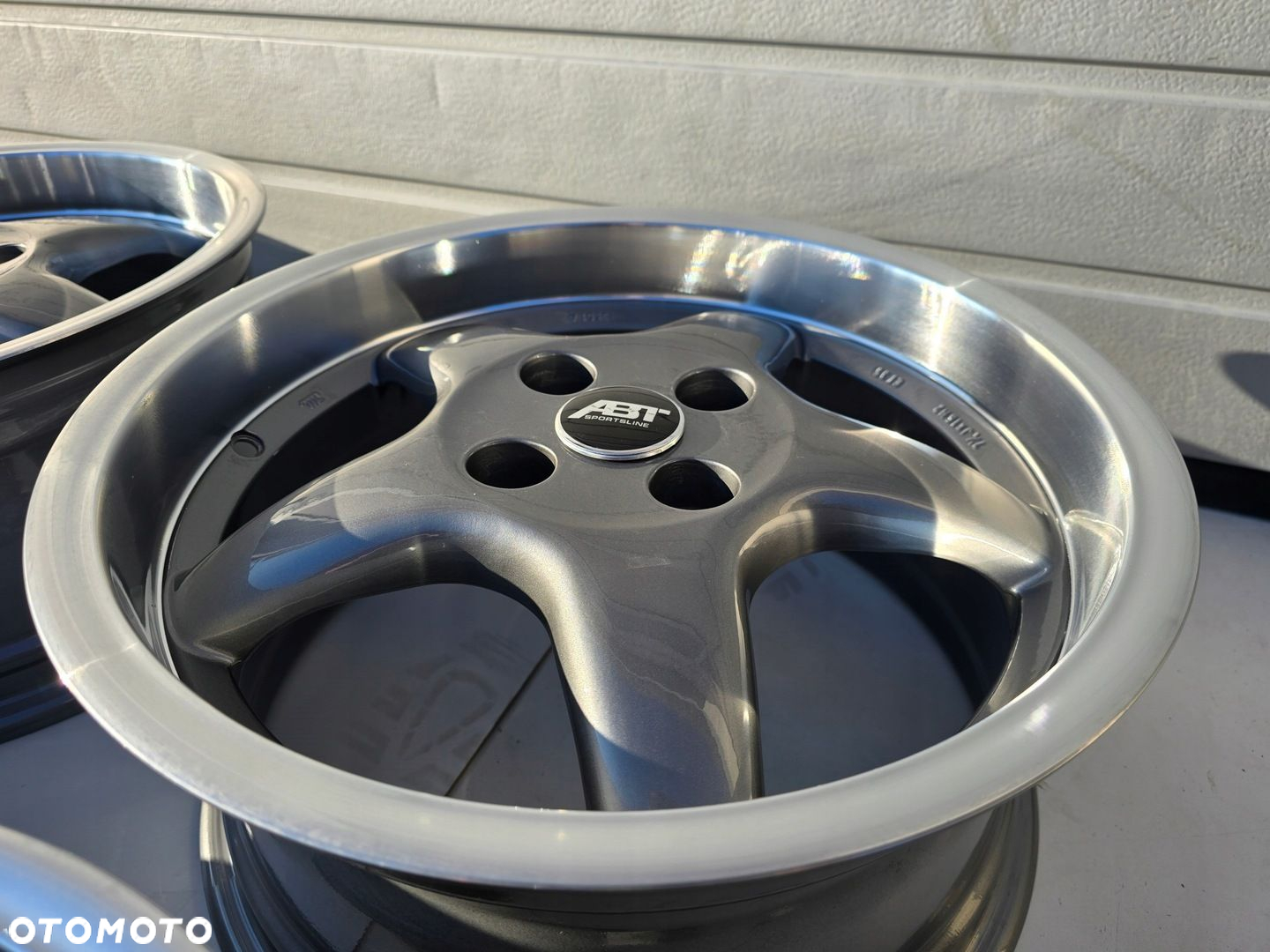 OZ ABT SPORTSLINE 4x100 16 ET35 7.5J RANT 4X - 5