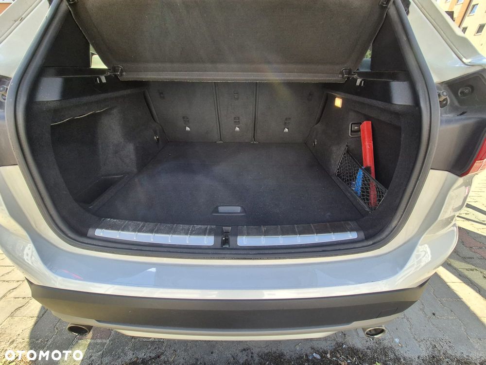 BMW X1 xDrive28i Sport Line - 7