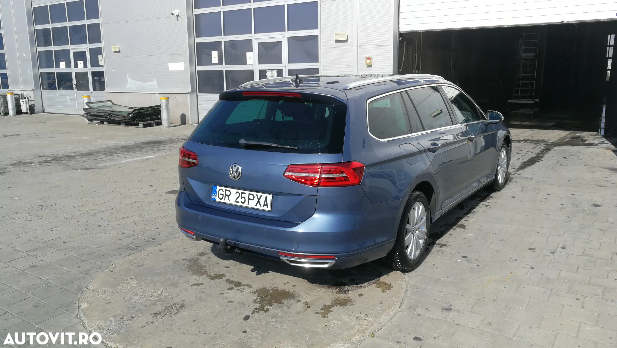 Volkswagen Passat Variant 1.6 TDI SCR DSG Conceptline - 12