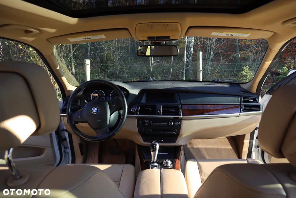 BMW X5 xDrive35i - 29