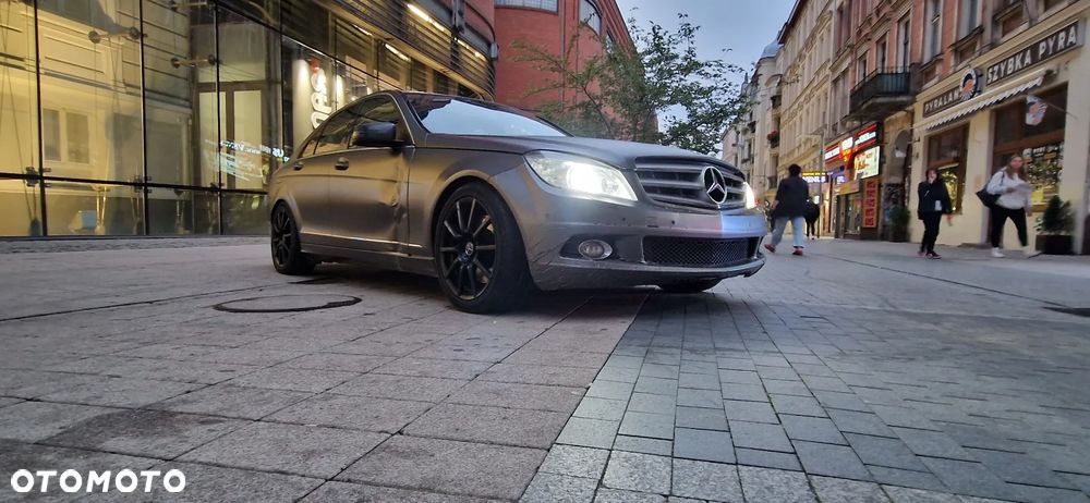 Mercedes-Benz Klasa C 320 CDI 7G-TRONIC Avantgarde DPF Sport Edition - 5