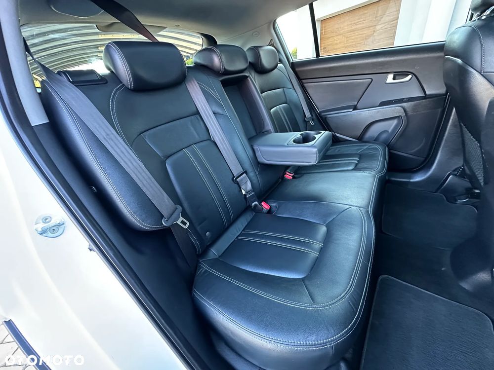 Kia Sportage 1.6 GDI L 2WD - 22