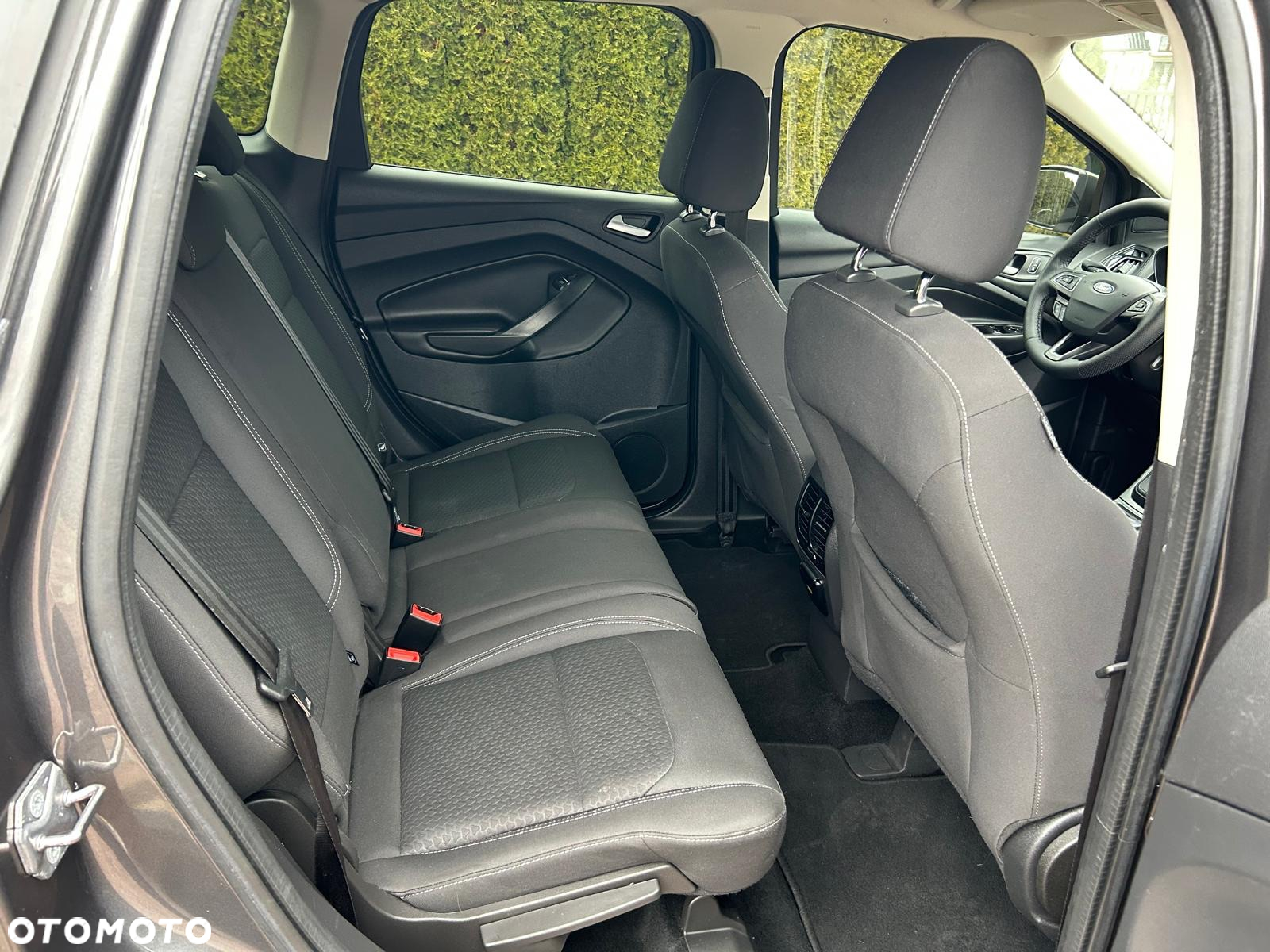 Ford Kuga 2.0 TDCi 4WD Trend - 27