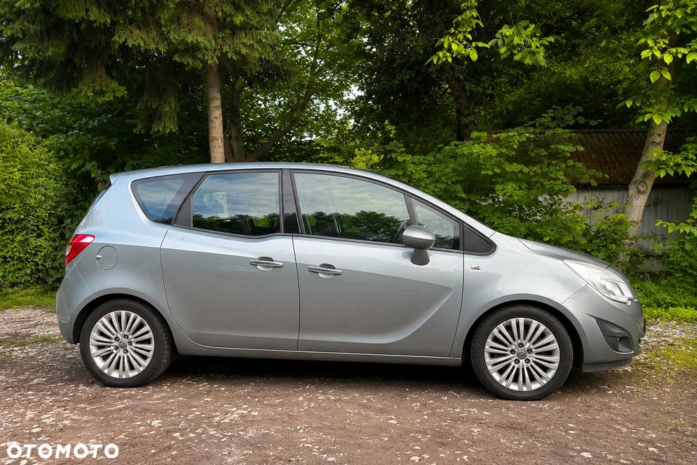 Opel Meriva 1.7 CDTI Cosmo - 1