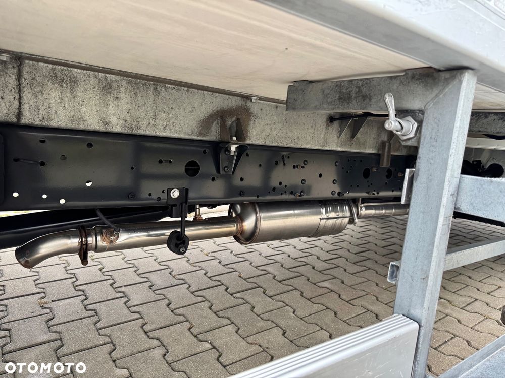 Iveco Daily‼️72C18‼️2021r 3.0 HI-MATIC Chłodnia/Mroźnia zakres -32C THERMO KING V-500 MAX Źródło Zasilania 400V Grube Ściany/Podłoga Przegroda komorowa‼️ Full LED na bliźniaku Salon Polska DMC7200kg - 17