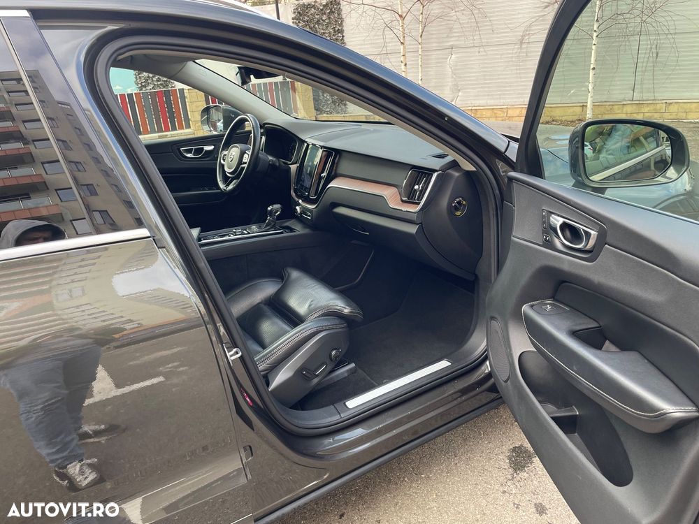 Volvo XC 60 D5 AWD Geartronic Inscription - 15