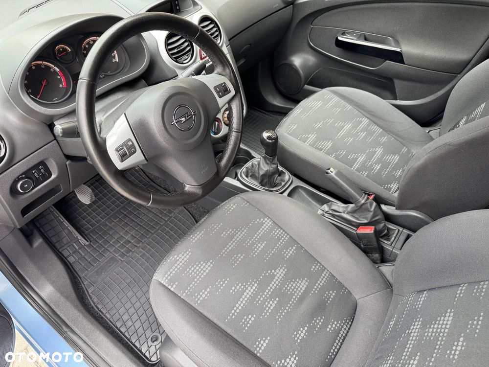 Opel Corsa 1.2 16V Enjoy - 11