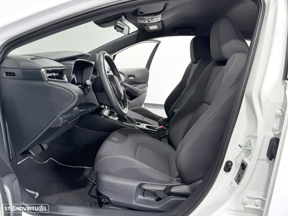 Toyota Corolla 1.8 Hybrid Comfort - 34