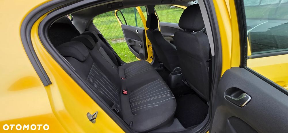 Opel Corsa 1.4 16V Innovation - 15