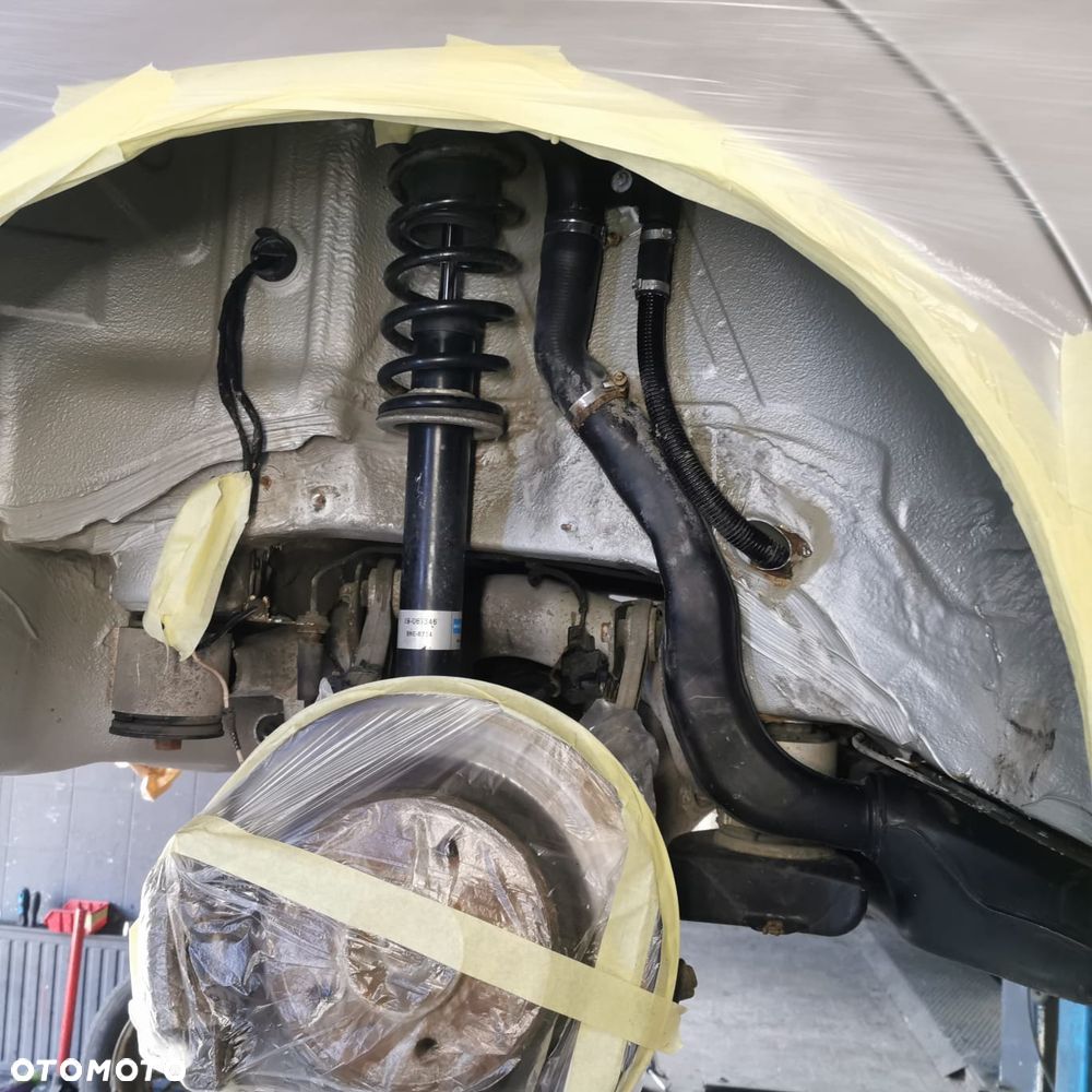 BMW Seria 5 - 35