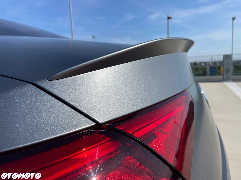 Mercedes-Benz CLS 300 d 4Matic 9G-TRONIC AMG Line - 20