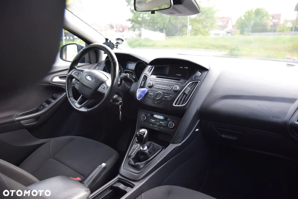 Ford Focus 1.5 EcoBoost Trend ASS - 27