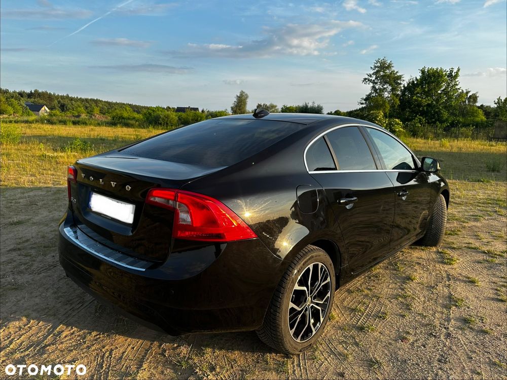 Volvo S60 D2 Drive-E Momentum - 5